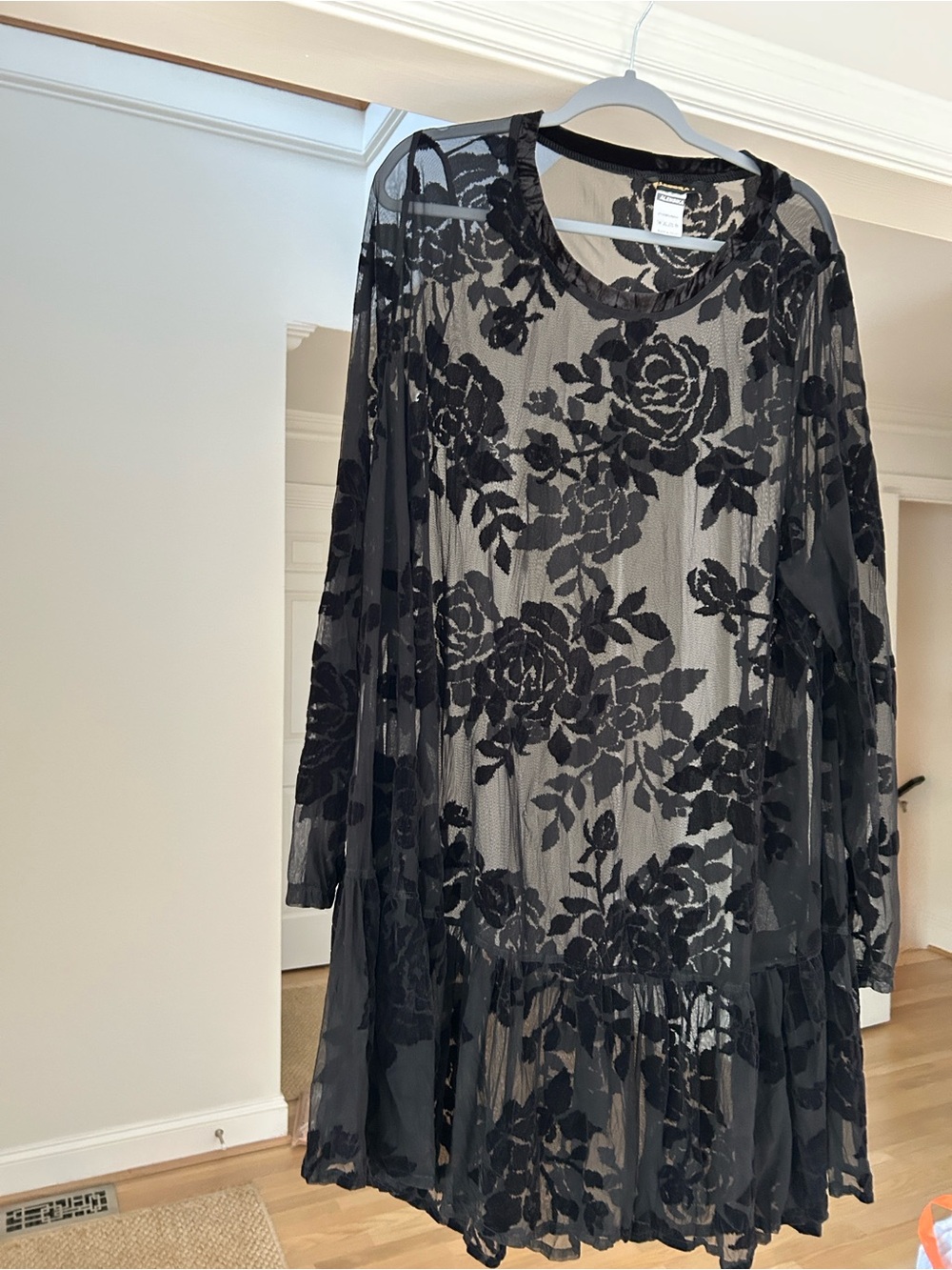Alembika Sz 8 Black Floral Sheer Long-Sleeve Dress